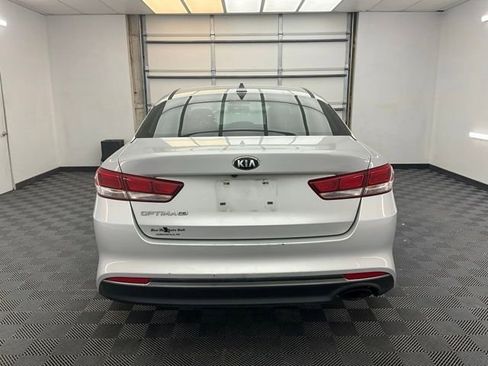 Used 2016 Kia Optima LX FWD image 18