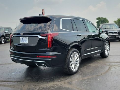 Used 2020 Cadillac XT6 Premium Luxury AWD/4WD image 4