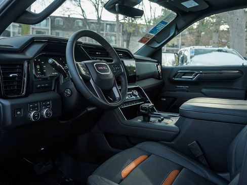 New 2026 GMC Sierra 1500 AT4 w/ Technology Package image 16