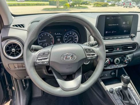 Used 2023 Hyundai Kona SEL FWD image 12