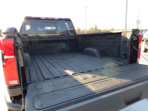 Used 2024 Chevrolet Silverado 2500 LTZ w/ LTZ Plus Package image 13