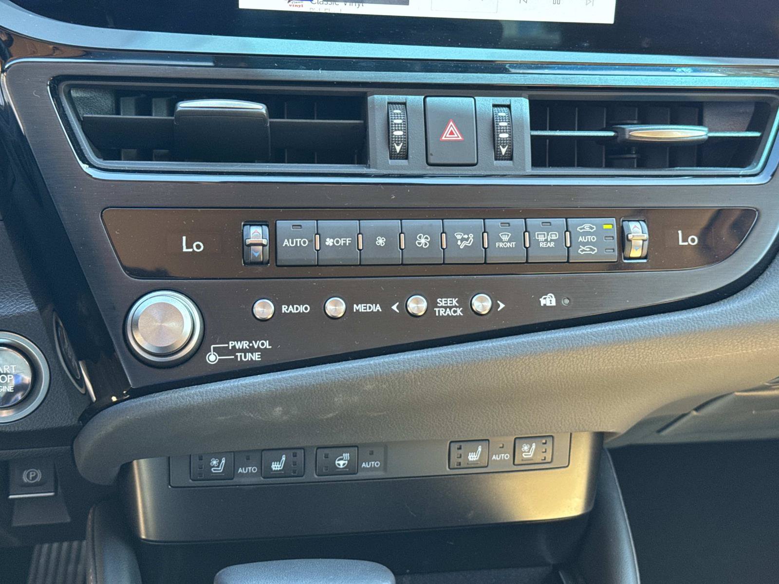 Certified 2025 Lexus ES 350 w/ Premium Package FWD image 25