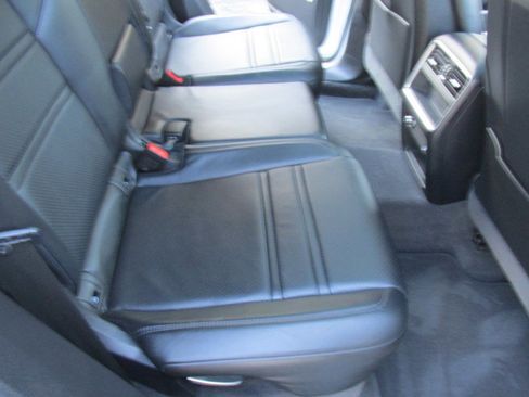 Used 2020 Porsche Cayenne image 53