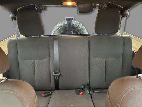 Used 2017 Jeep Wrangler Unlimited Sport w/ Connectivity Group AWD/4WD image 27