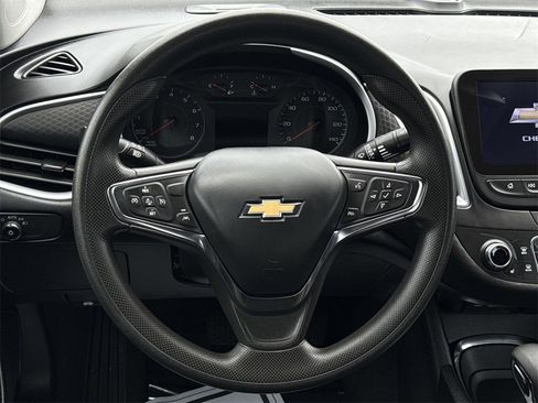 Used 2023 Chevrolet Malibu LT image 11