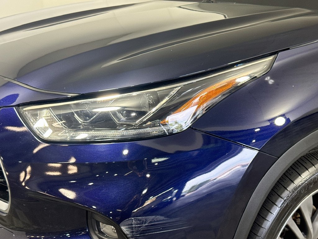 Used 2020 Toyota Highlander Platinum AWD/4WD image 3