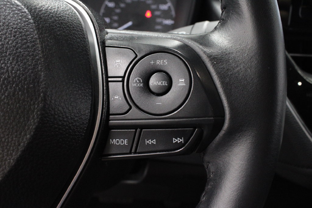 Used 2025 Toyota Corolla SE FWD image 22