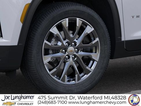 New 2026 Chevrolet Traverse LT w/ Sun and Wheel Package AWD/4WD image 10