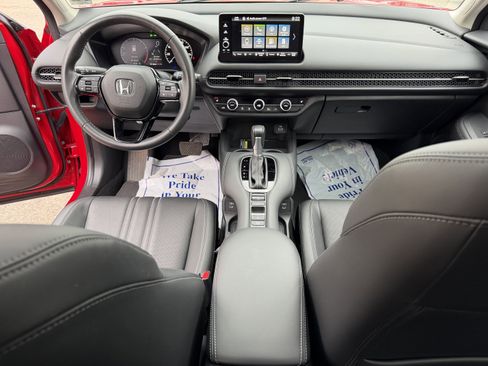 Used 2024 Honda HR-V EX-L image 16