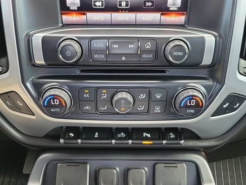 Used 2014 GMC Sierra 1500 SLT w/ SLT Preferred Package AWD/4WD image 28