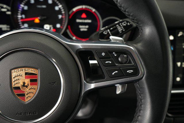 Used 2023 Porsche Cayenne AWD/4WD image 30