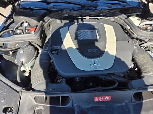 Used 2010 Mercedes-Benz C 350 Sport image 26