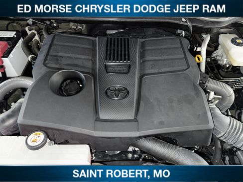 Used 2022 Toyota Tundra Limited AWD/4WD image 16
