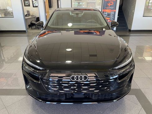 Used 2025 Audi A6 e-tron Premium Plus w/ Premium Plus AWD/4WD image 9