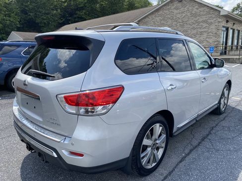 Used 2015 Nissan Pathfinder Platinum w/ Cargo Package FWD image 4