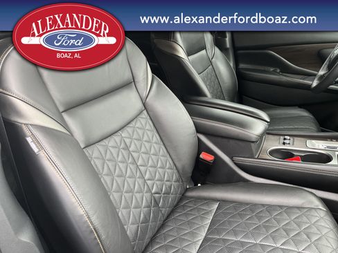 Used 2024 Nissan Murano Platinum w/ Cargo Package image 16