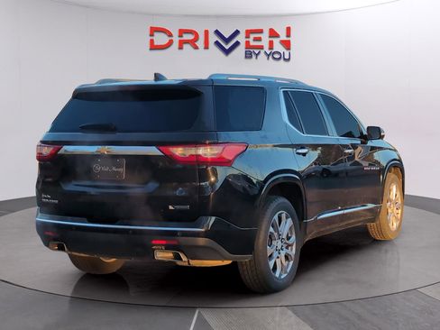 Used 2018 Chevrolet Traverse Premier w/ Driver Confidence II Package image 5