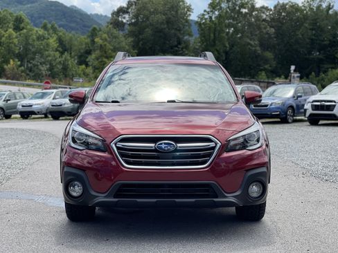 Used 2018 Subaru Outback 3.6R Limited AWD/4WD image 22