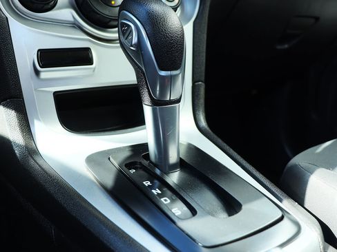 Used 2018 Ford Fiesta SE image 48