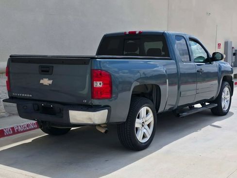 Used 2008 Chevrolet Silverado 1500 LT w/ All Star Edition RWD image 3