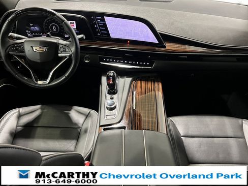 Used 2023 Cadillac Escalade ESV Premium Luxury w/ Performance Package image 31