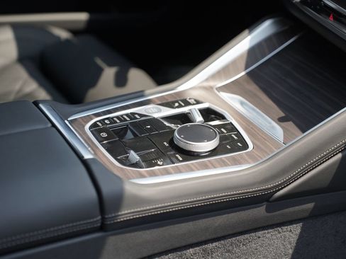 New 2027 BMW X6 xDrive40i AWD/4WD image 16