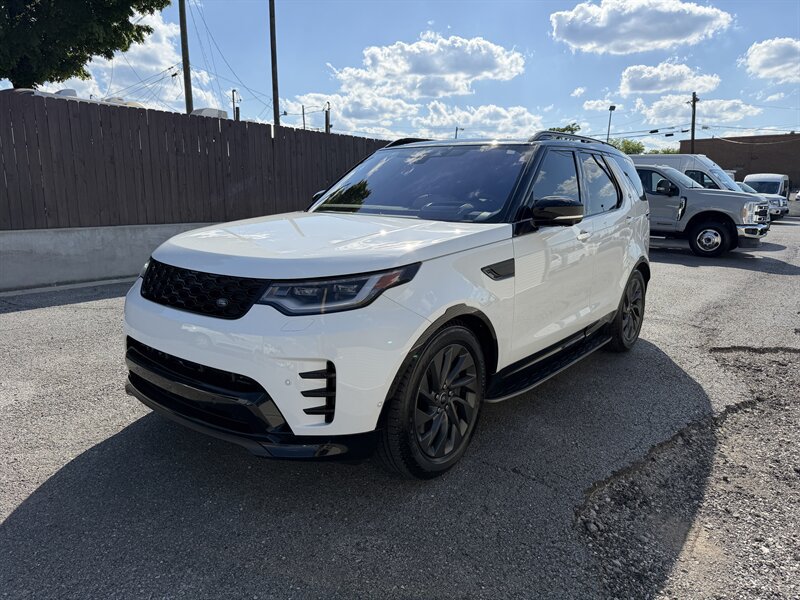 Used 2023 Land Rover Discovery S R-Dynamic AWD/4WD image 5