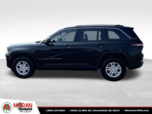 Used 2023 Jeep Grand Cherokee Laredo w/ Luxury Tech Group I AWD/4WD image 29
