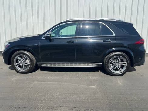 Certified 2025 Mercedes-Benz GLE 53 AMG 4MATIC image 3