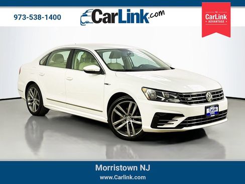 Used 2017 Volkswagen Passat 1.8T R-Line FWD image 1