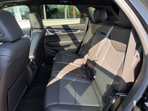 Used 2023 Cadillac XT5 Premium Luxury AWD/4WD image 42