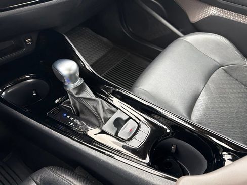Certified 2021 Toyota C-HR Limited FWD image 27
