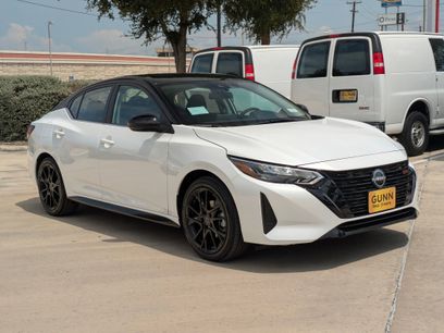 New 2025 Nissan Sentra SR w/ Midnight Edition