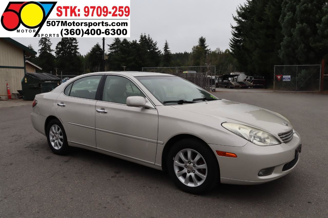 Used 2002 Lexus ES 330 w/ Premium Pkg FWD image 10