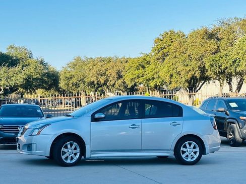 Used 2012 Nissan Sentra 2.0 SR w/ Tech Pkg image 5