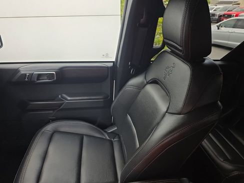 Used 2025 Ford Bronco Badlands AWD/4WD image 25