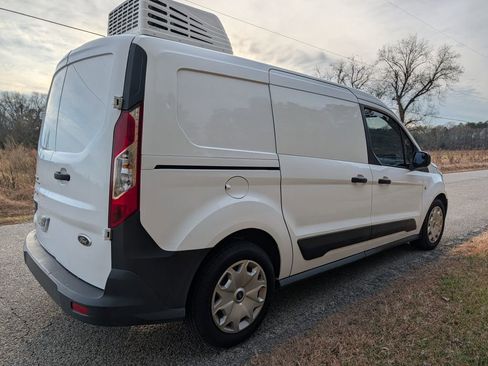 Used 2015 Ford Transit Connect XL image 6