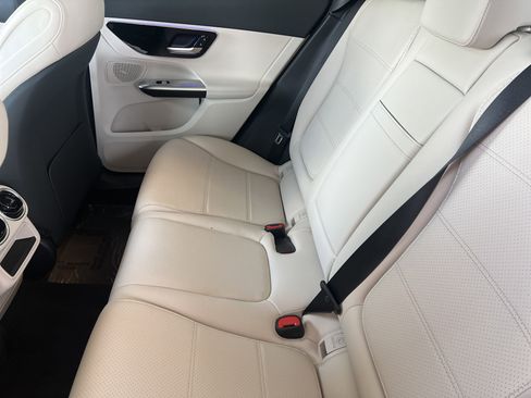 Certified 2025 Mercedes-Benz GLC 300 image 25