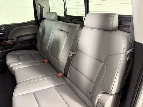 Used 2018 GMC Sierra 1500 SLT image 18