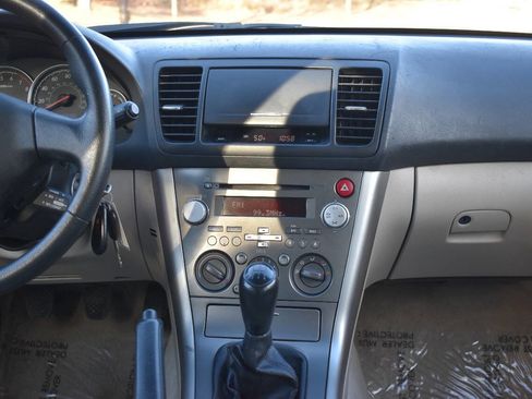 Used 2007 Subaru Outback 2.5i image 20