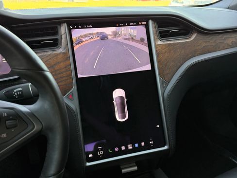 Used 2020 Tesla Model S Long Range AWD/4WD image 40