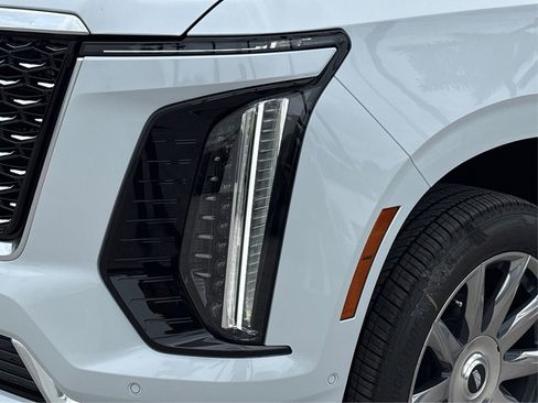 New 2026 Cadillac Escalade 4WD image 14