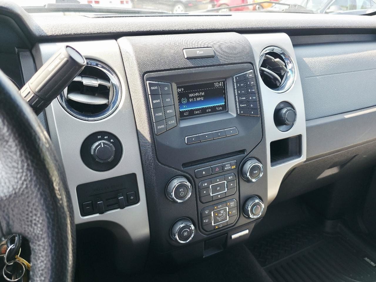 Used 2014 Ford F150 XLT w/ Equipment Group 302A Luxury AWD/4WD image 32