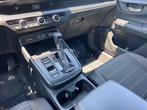 Used 2025 Honda CR-V Sport image 31