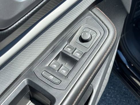 Used 2024 Volkswagen Atlas Peak Edition SE AWD/4WD image 23