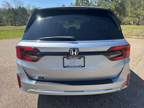 New 2026 Honda Odyssey EX-L image 8