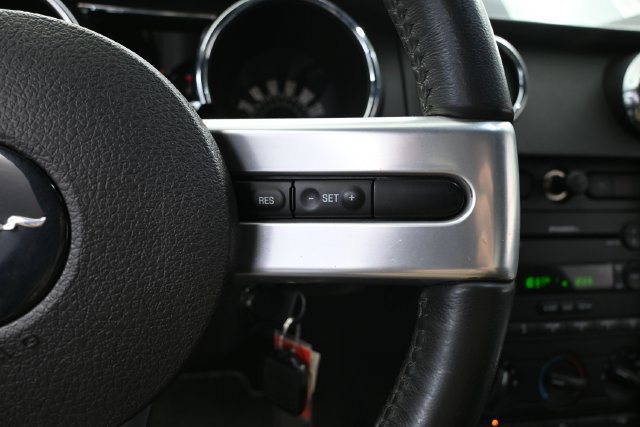 Used 2006 Ford Mustang GT Premium RWD image 21