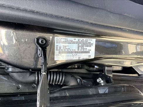 Used 2016 Ford Focus SE image 30