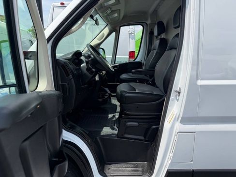 Used 2021 RAM ProMaster 2500 FWD image 12
