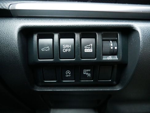 Used 2021 Subaru Forester Premium image 27